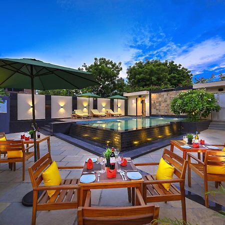 Royale Sarovar Portico Agra Агра Екстер'єр фото