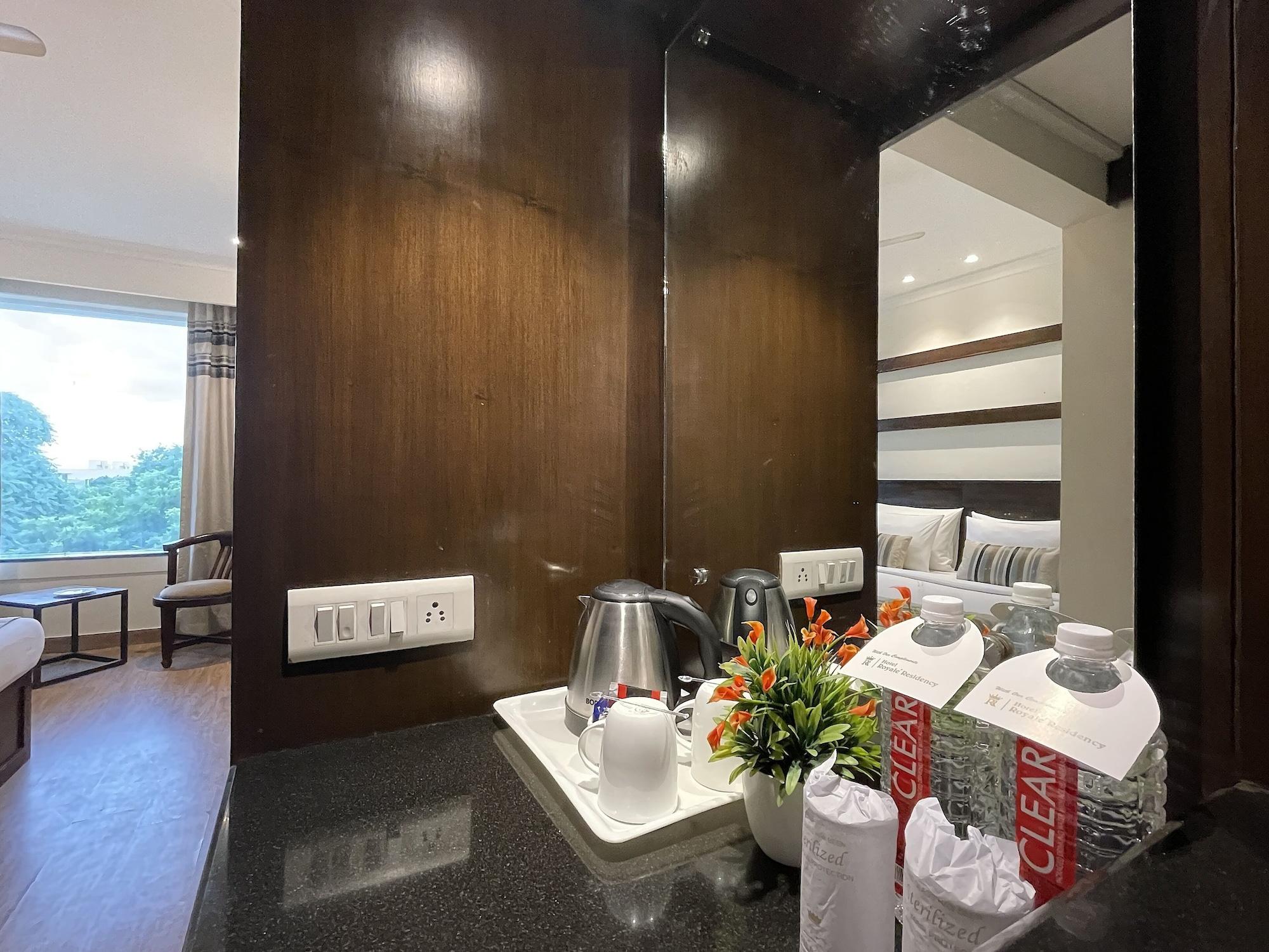 Royale Sarovar Portico Agra Агра Екстер'єр фото