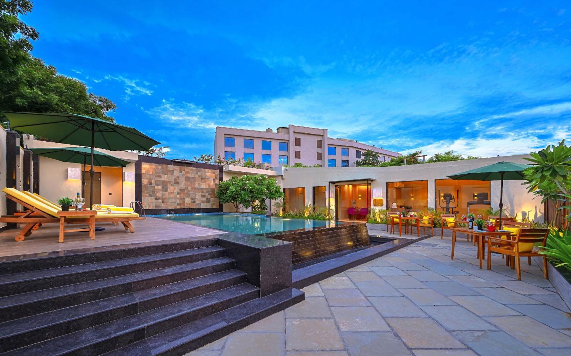 Royale Sarovar Portico Agra Агра Екстер'єр фото