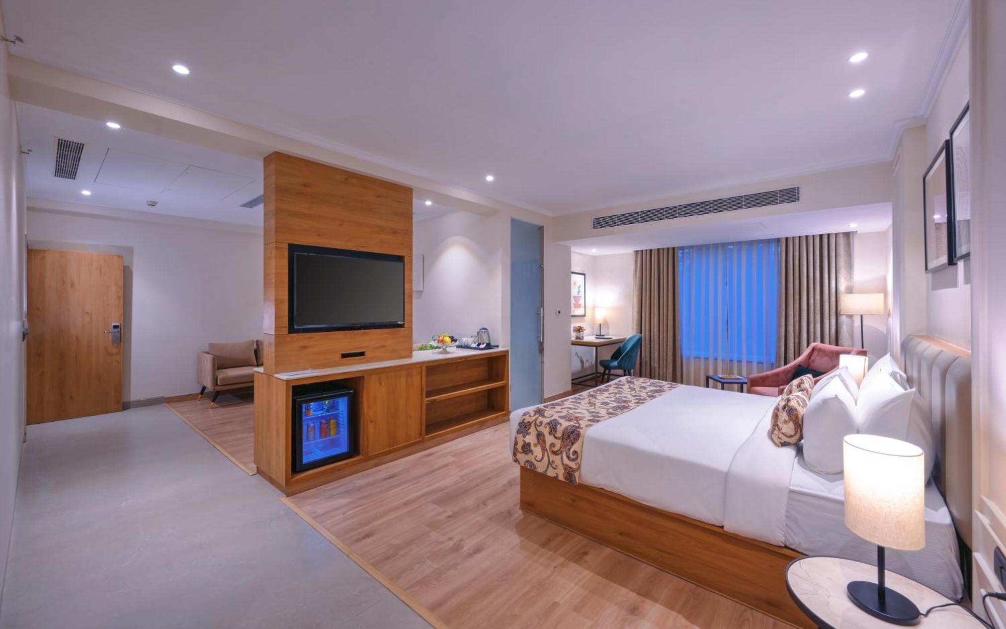 Royale Sarovar Portico Agra Агра Екстер'єр фото