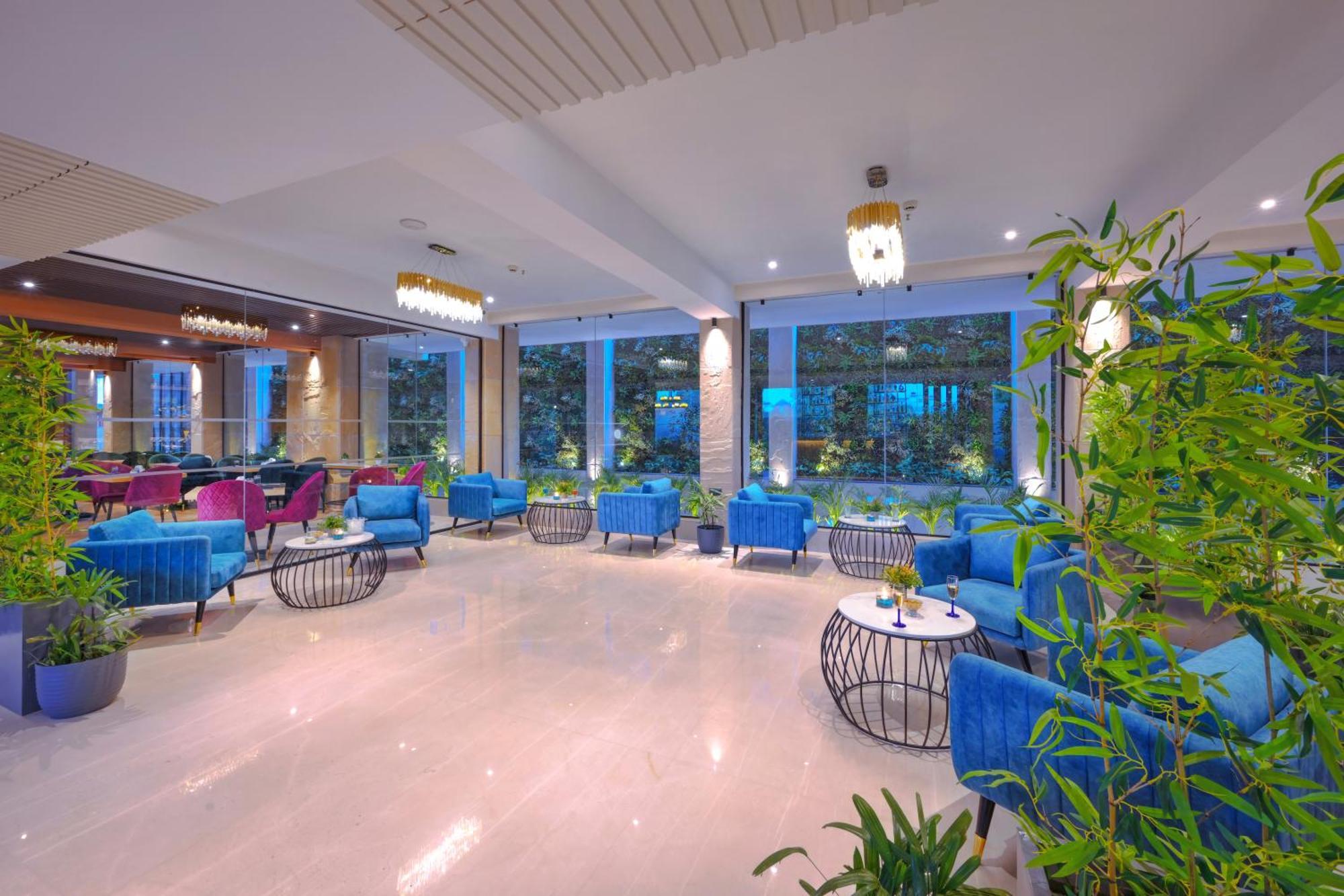 Royale Sarovar Portico Agra Агра Екстер'єр фото